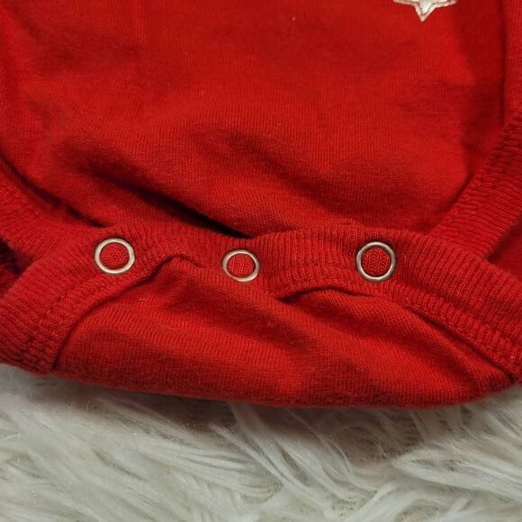 Colosseum Athletics Red and White Wisconsin Badgers One Piece Outfit- Size 3-6M - Picture 2 of 6